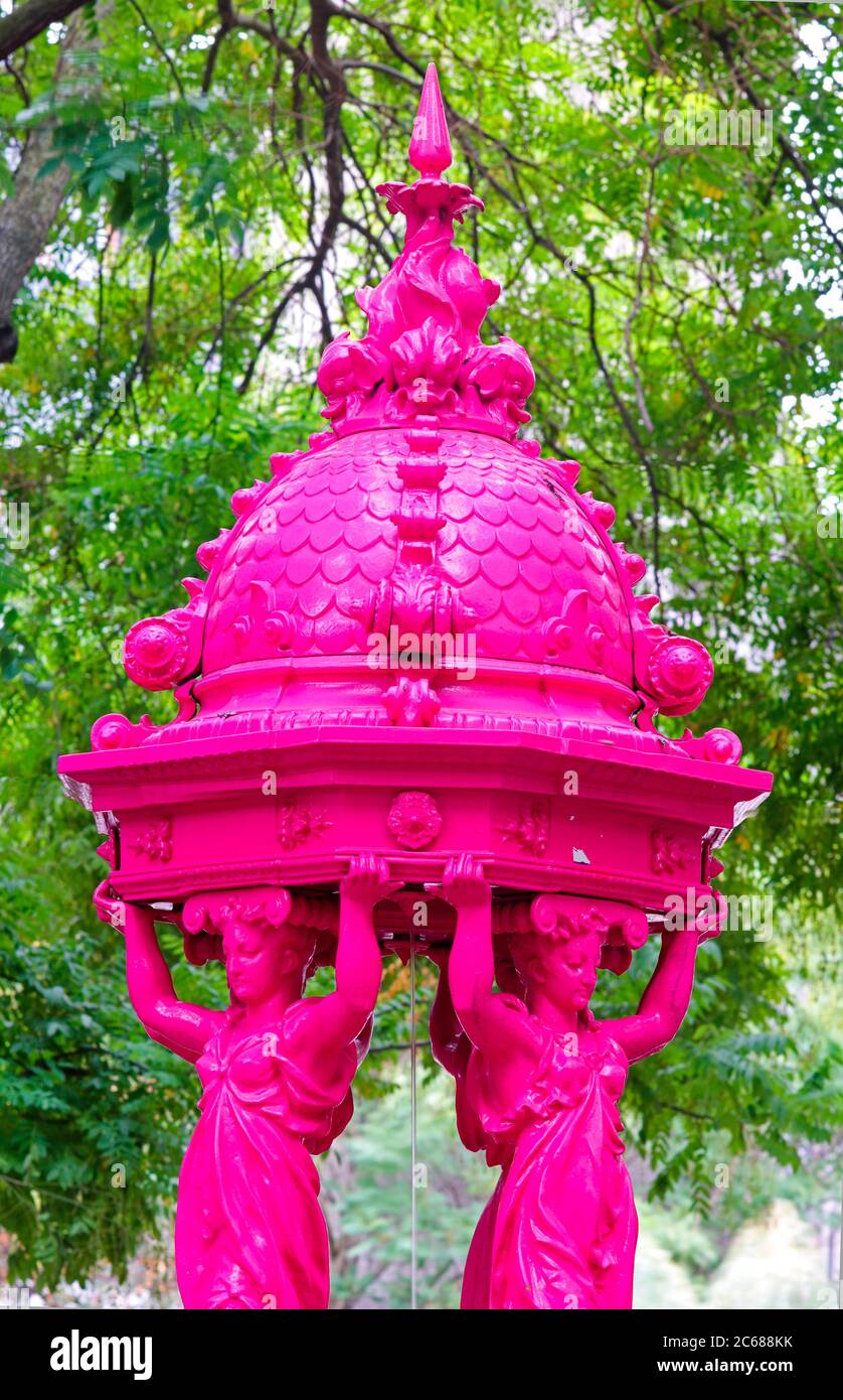 Fontaine à boire, Paris, France Banque D'Images