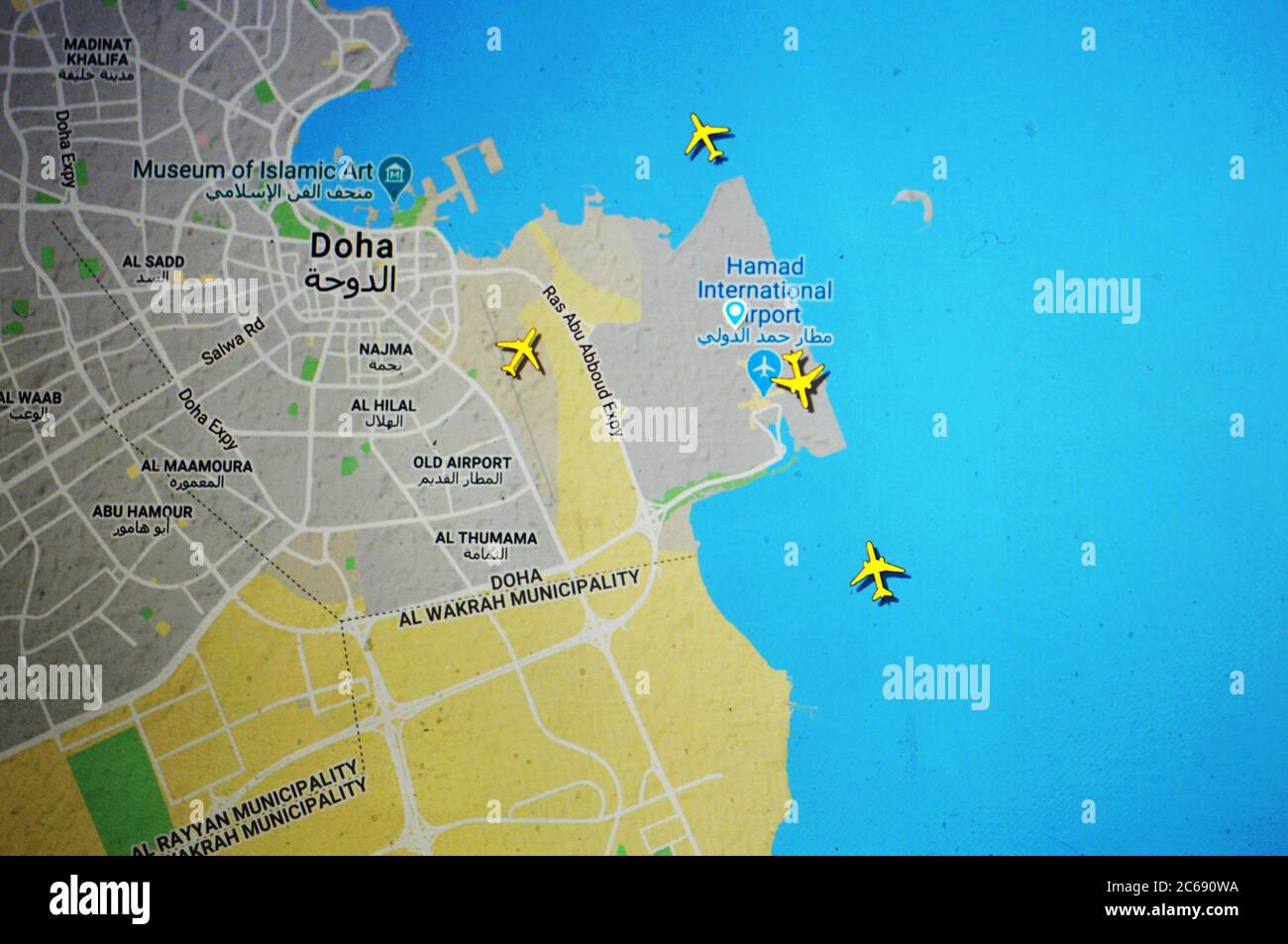 Carte du trafic aérien sur l'aéroport international de Hamad, Doha (07 juillet 2020, UTC 08.01), sur le site Internet de Flightracar 24 par Svenska Resenätverket AB Banque D'Images