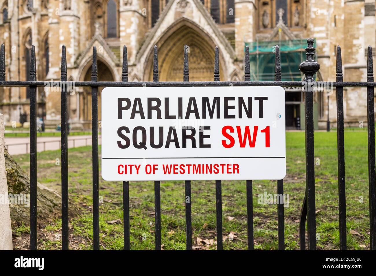 LONDRES, Royaume-Uni - 9 MARS 2015 : un panneau pour la place du Parlement dans le centre de Londres pendant la journée Banque D'Images