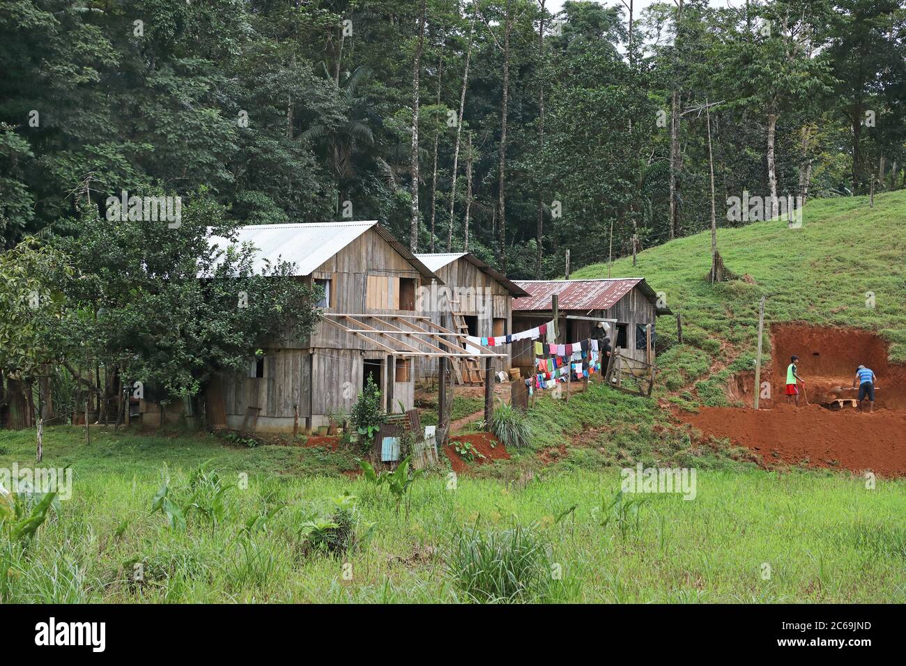 Maisons de la population rurale, Costa Rica, Boca Tapada Banque D'Images