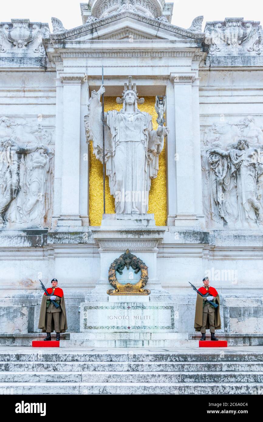 Italie, Latium, Rome, Monument Vittorio Emanuele II, Altare della Patria, autel de la Patrie, tombe du Soldat inconnu, tombe del Milite Ignoto Banque D'Images