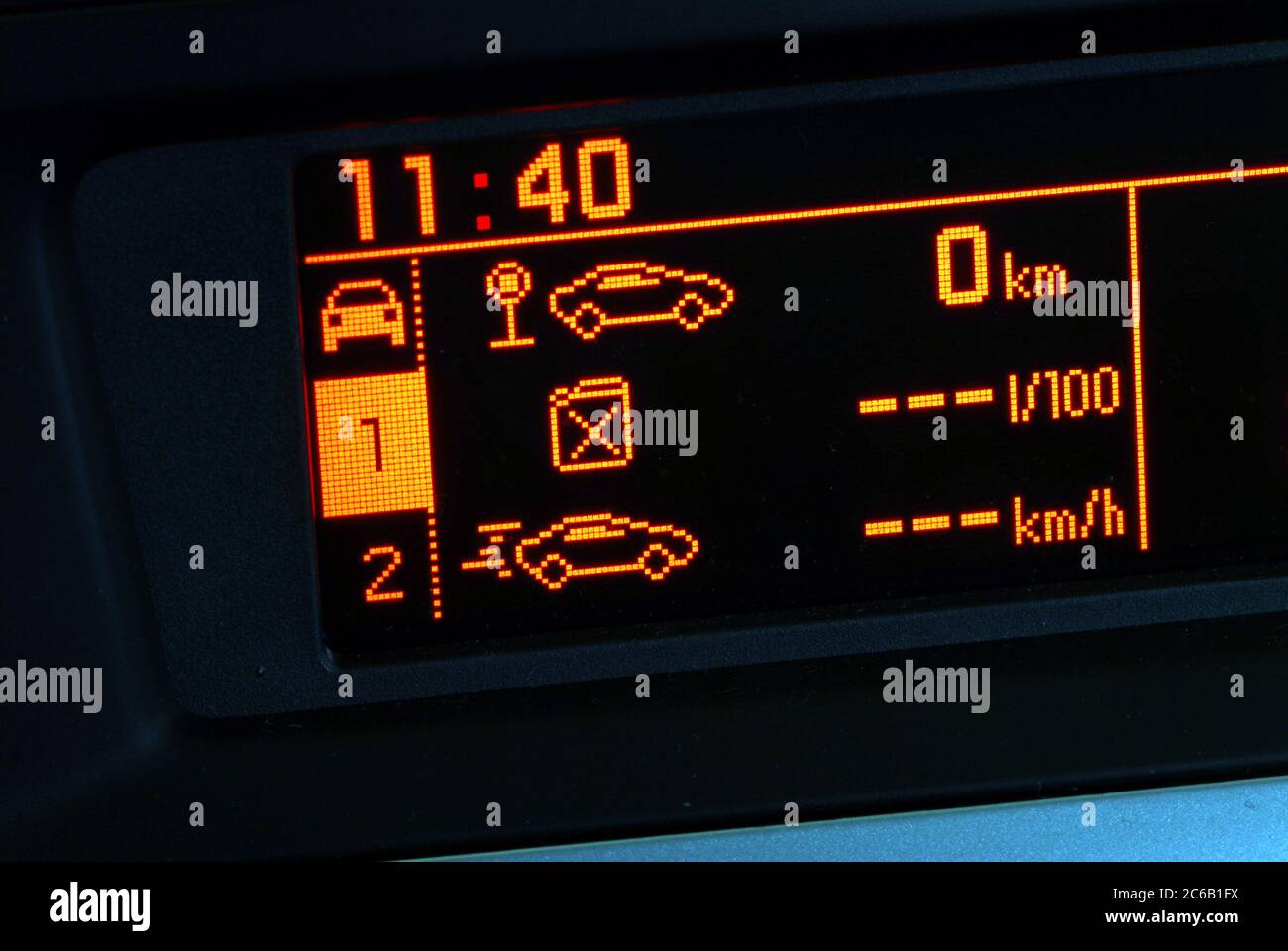 ordinateur de bord sur le tableau de bord de la voiture, ordinateur de bord Photo Stock Alamy