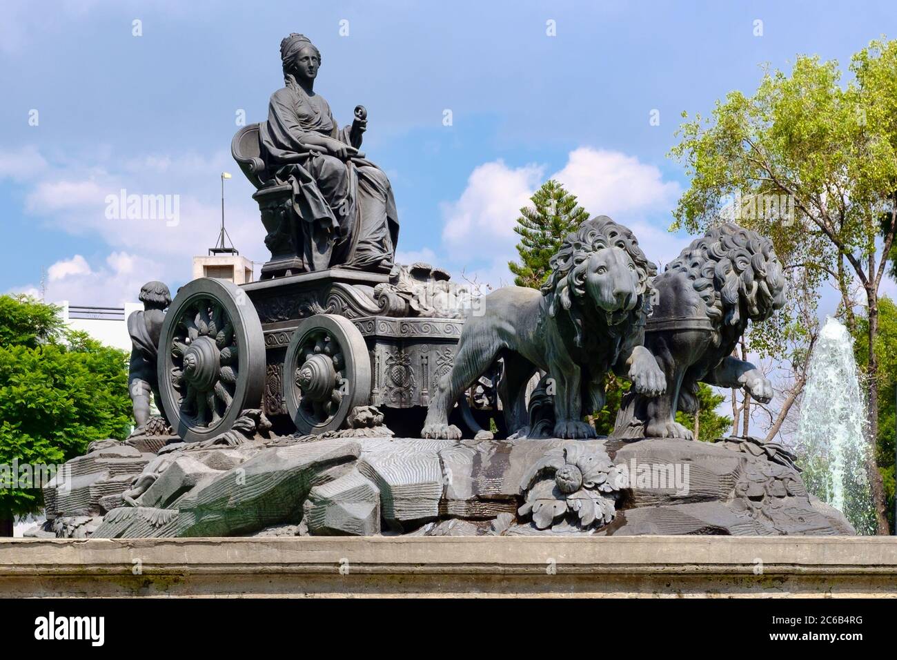 La fontaine de Cibeles sur la place de Madrid, à colonia Roma, à Mexico Banque D'Images