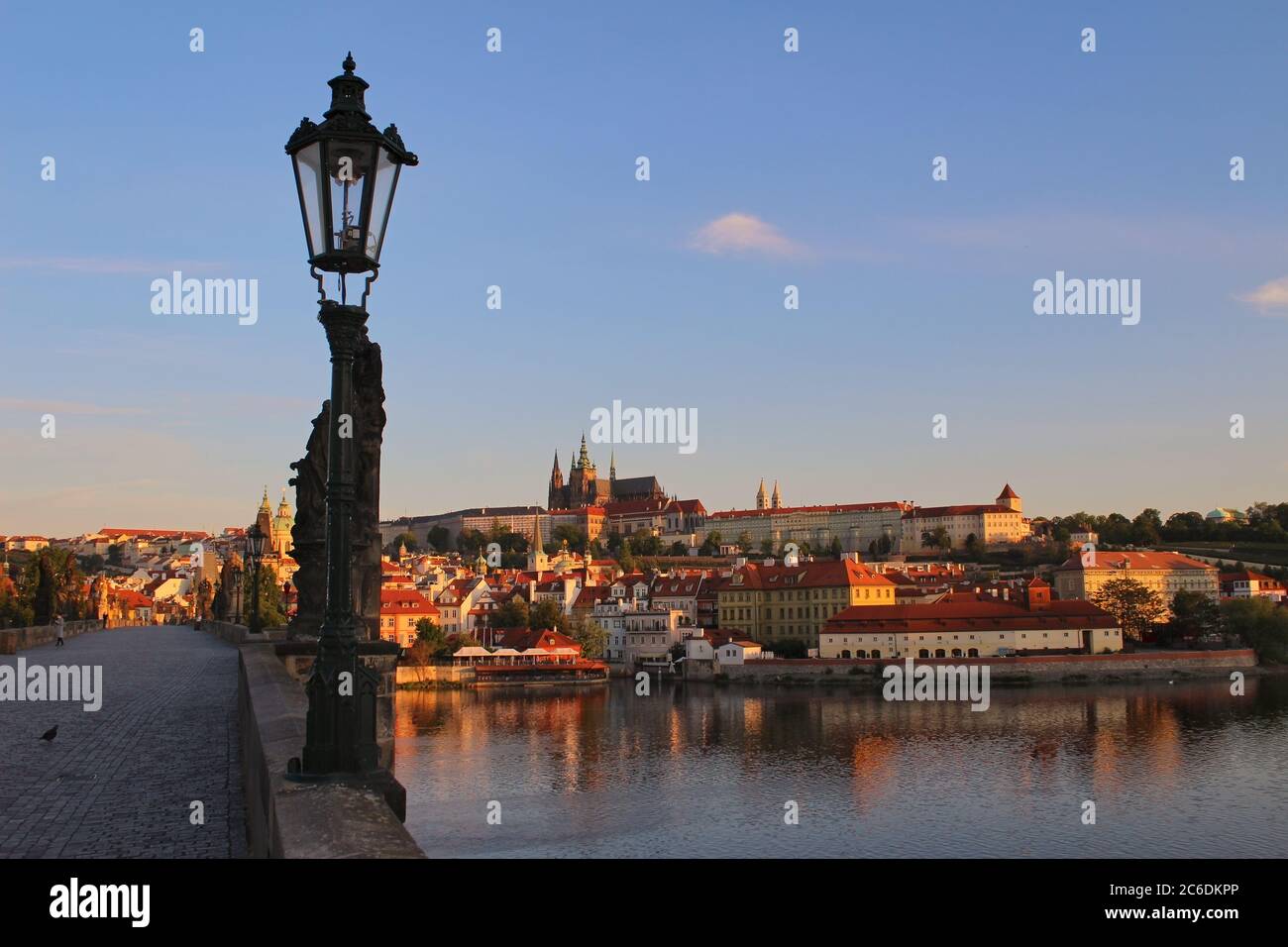 Matin Château de Prague en quarantaine, lever du soleil, cathédrale Saint-Vitus Banque D'Images