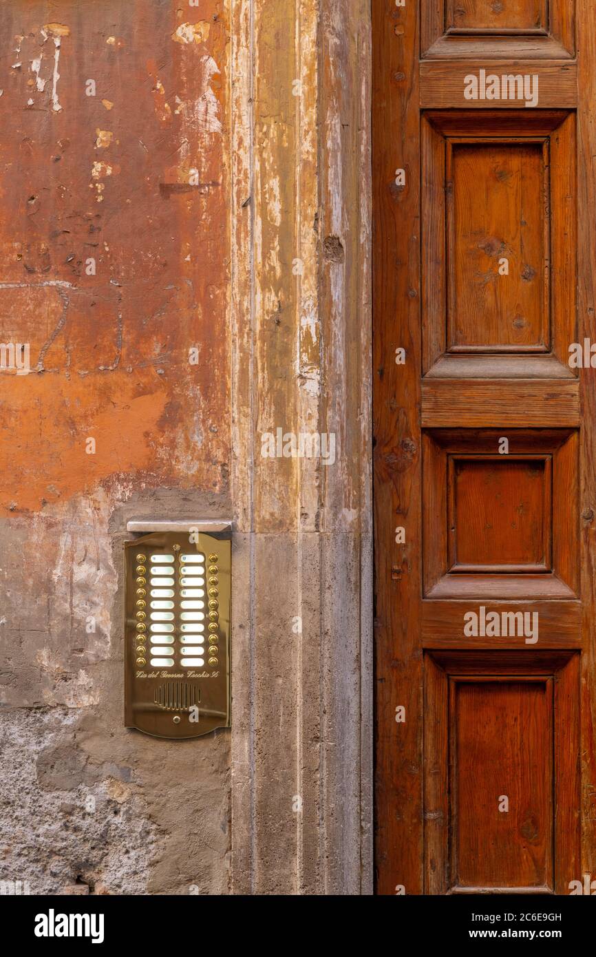 Italie, Latium, Rome, Ponte, Door Bells Banque D'Images