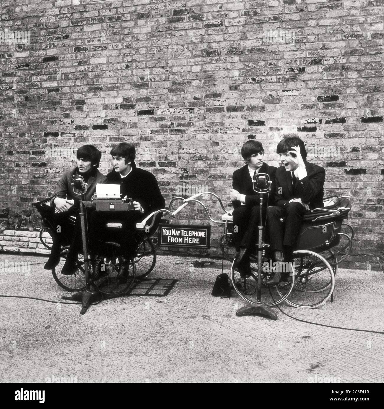 The Beatles dans le film 'Hard Day's Night' (1964) Banque D'Images