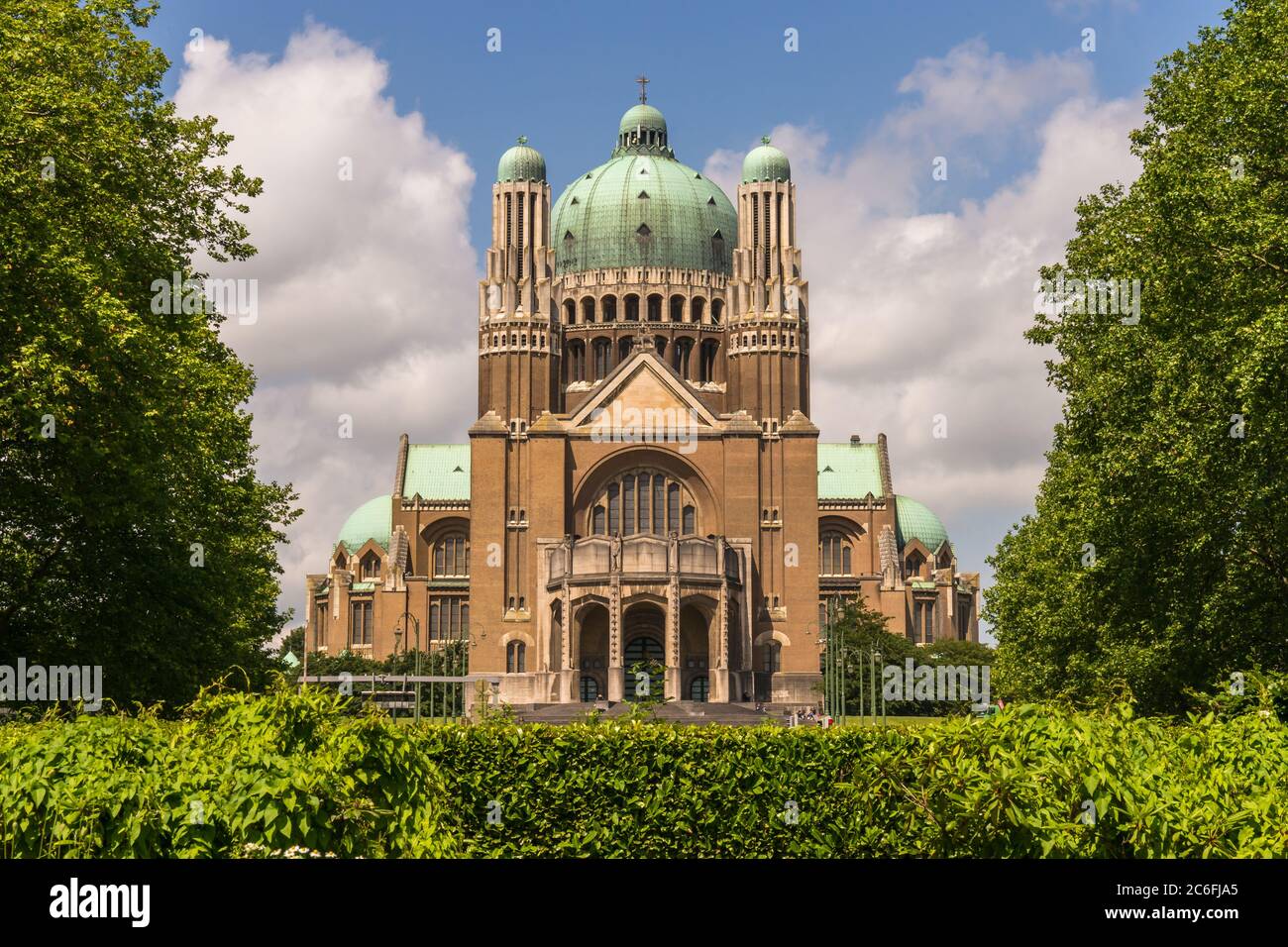 La basilique nationale du Sacré-cœur de Bruxelles se classe cinquième parmi les plus grandes églises du monde. Banque D'Images