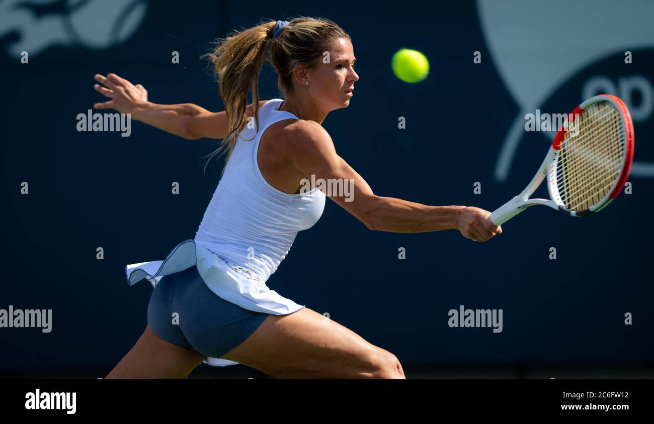 Camila Giorgi d'Italie en action lors de la finale du tournoi de tennis  international NYJTL Bronx Open WTA 2019 Photo Stock - Alamy