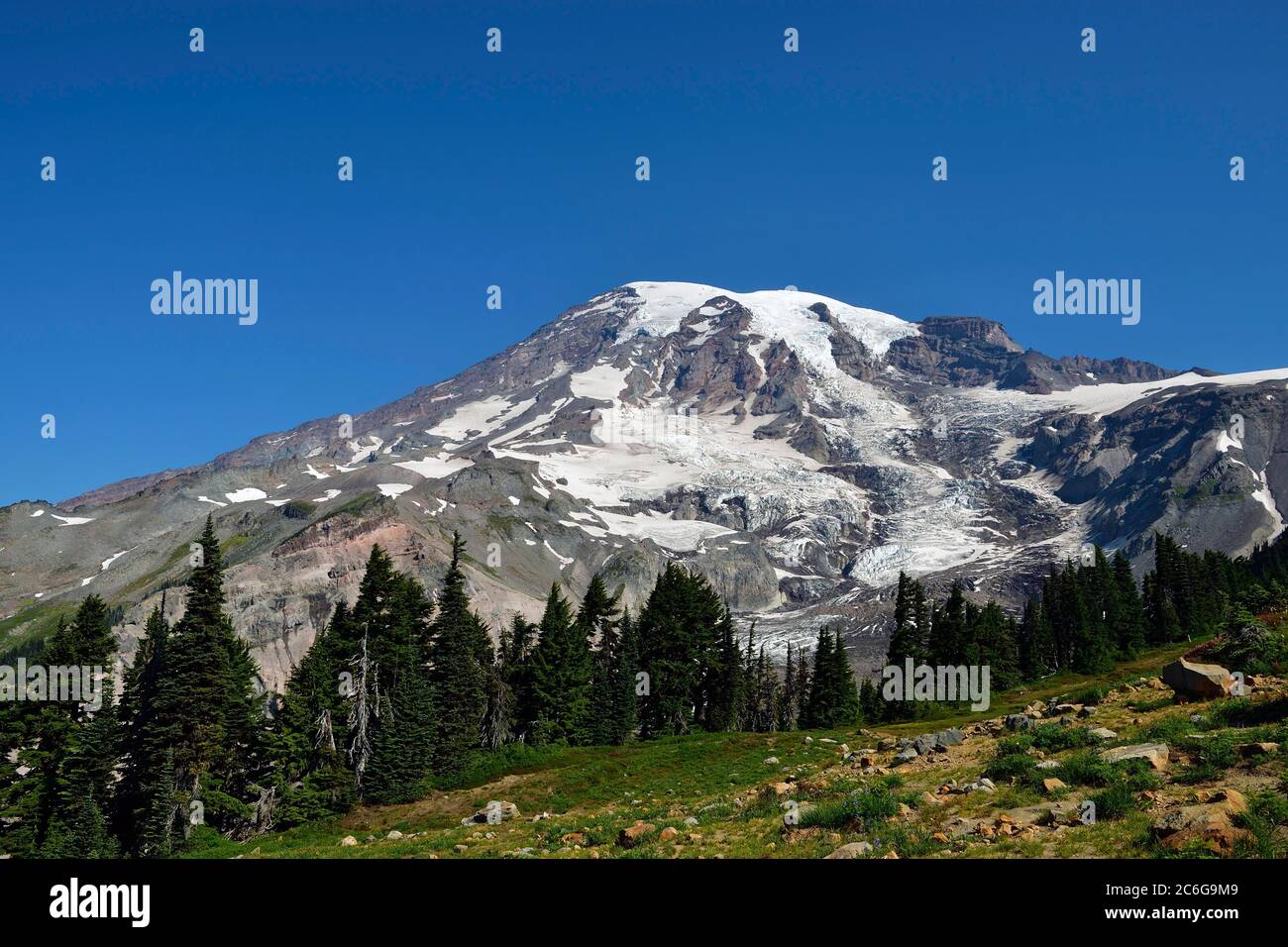 Summit Mount Rainier, Parc national du Mont Rainier, Cascade Range, Cascade Mountains, Washington, Nord-Ouest du Pacifique, États-Unis, Amérique du Nord Banque D'Images