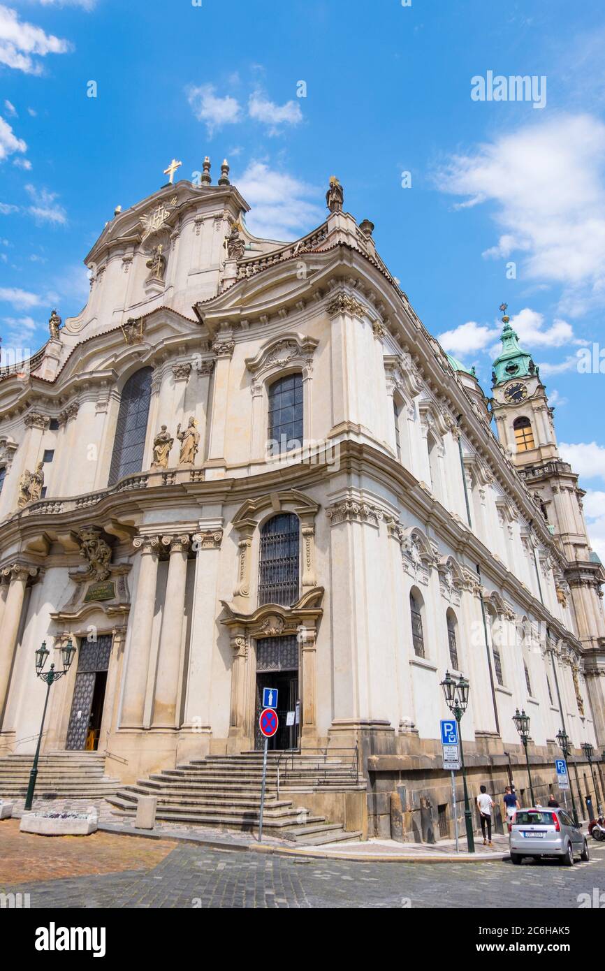 Kostel sv. Mikuláše, Eglise Saint-Nicolas, Malostranske namesti, Mala strana, Prague, République Tchèque Banque D'Images