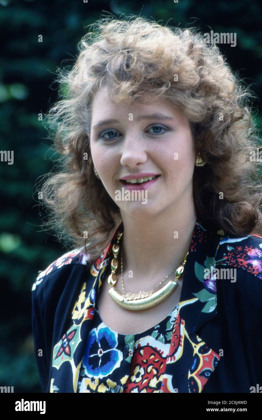 Heimatmelodie, volkstümliche Musikssendung aus den Herrenhäuser Gärten à Hanovre, Allemagne 1990, Gaststar: Flötistin Martina Grimm Banque D'Images