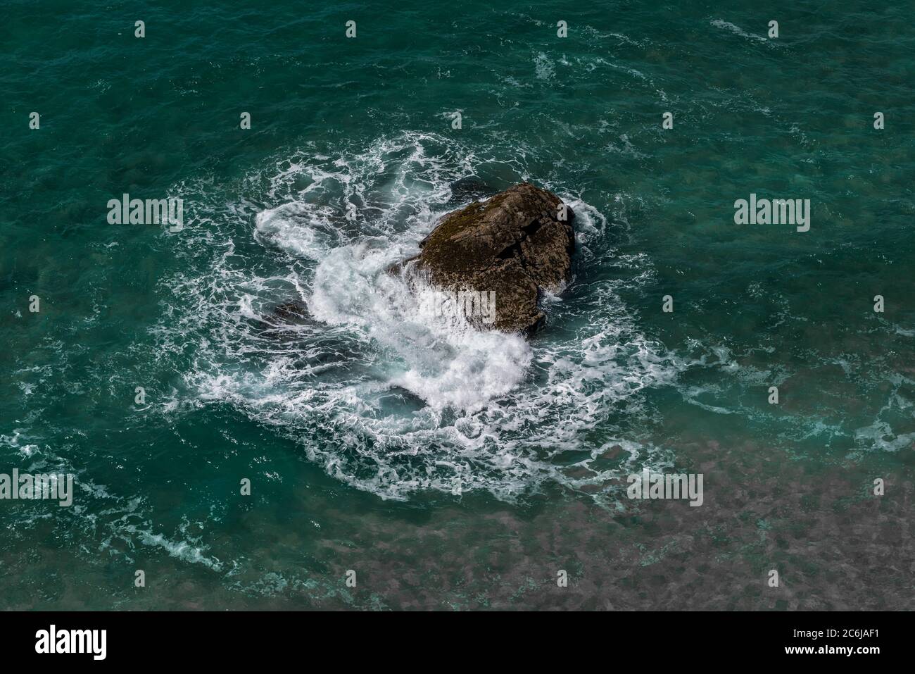 Rocher en saillie Banque de photographies et d’images à haute