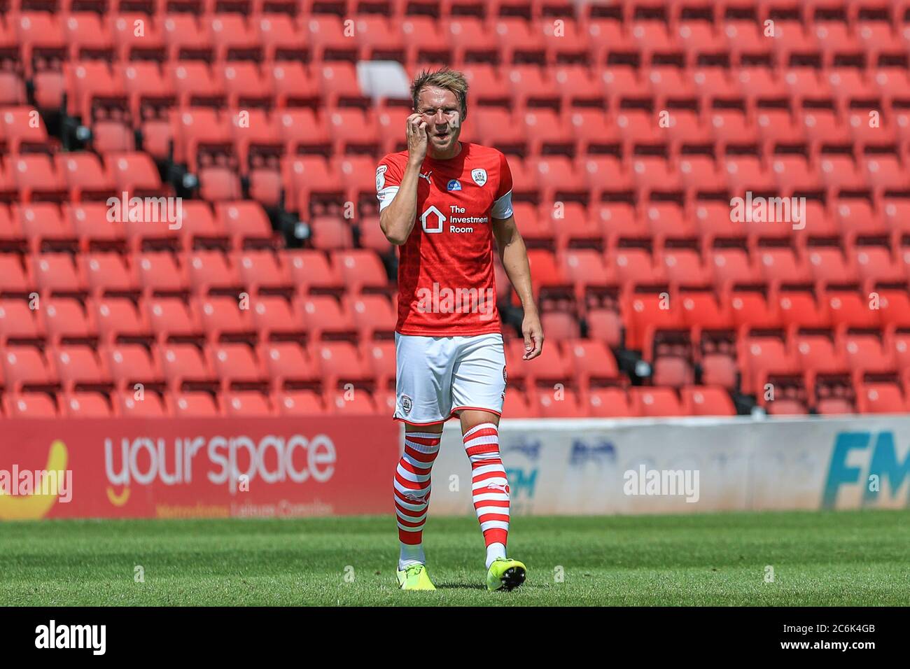 Cauley Woodrow (9) de Barnsley pendant le match Banque D'Images