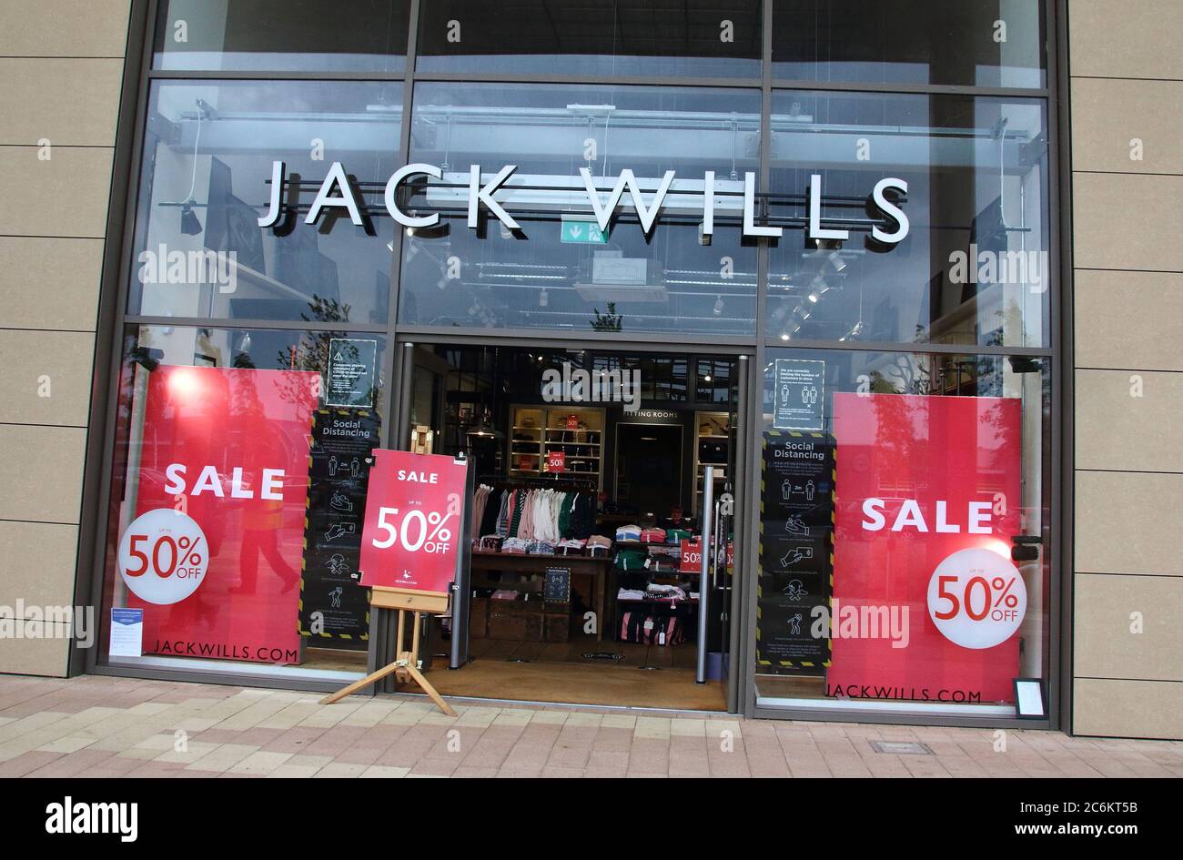 Rushden, Royaume-Uni. 9 juillet 2020. Jack Wills, magasin de vêtements de luxe au complexe des lacs Rushden. Crédit : Keith Mayhew/SOPA Images/ZUMA Wire/Alay Live News Banque D'Images