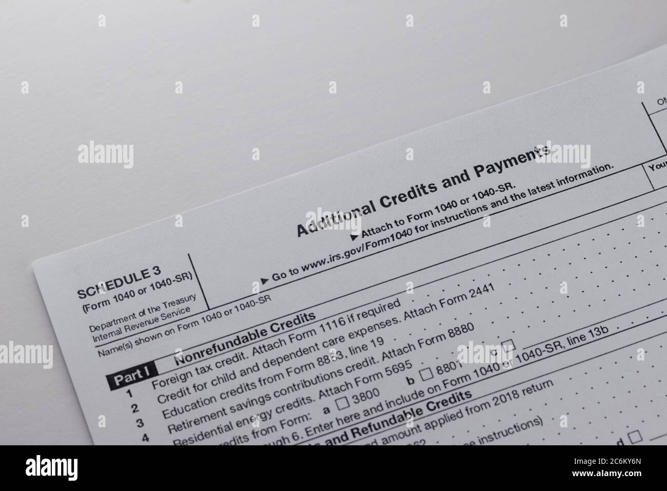 formulaire d'impôt fédéral de l'irs vierge annexe 3 pour déclarer les crédits et paiements supplémentaires sur fond blanc Banque D'Images