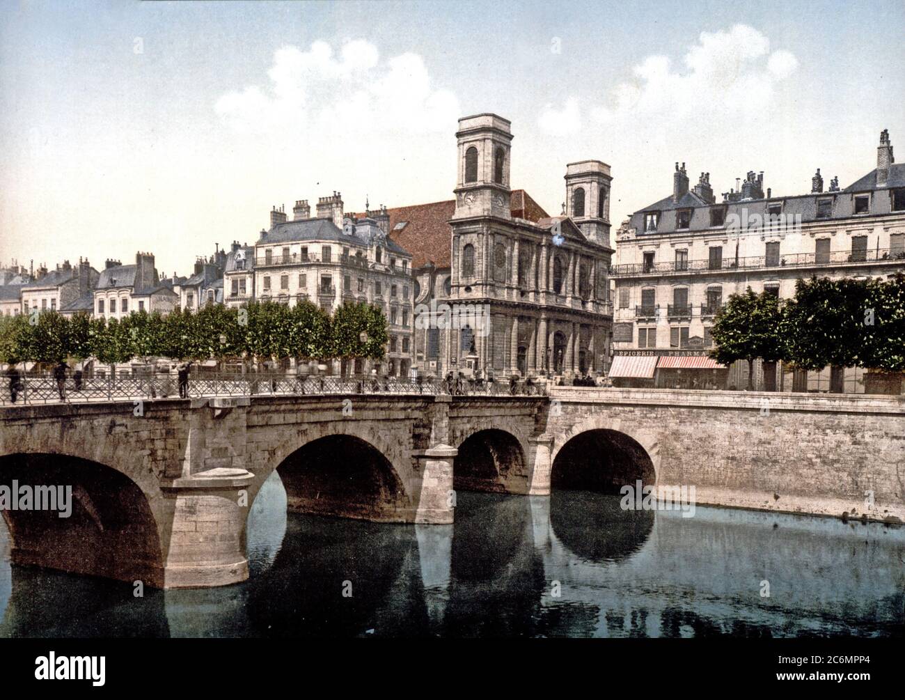 Le pont tournant et l'église de la Madeleine, à Besançon, France ca. 1890-1900 Banque D'Images