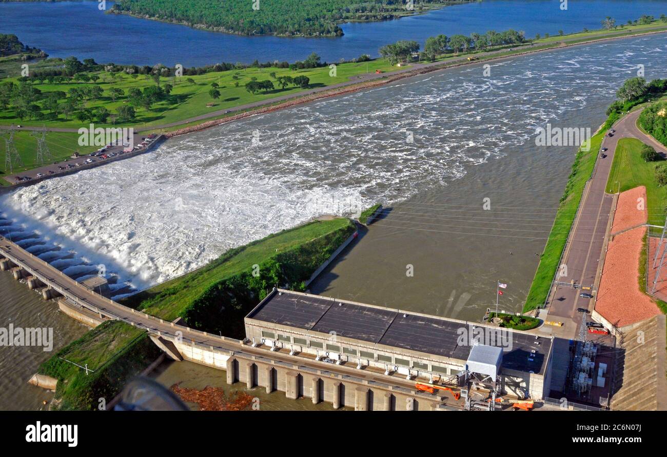 Photos aériennes de la rivière Missouri inondation à Sioux City, Iowa, South Sioux City, Nebraska, Dakota Dunes, et le Dakota du Sud, le 8 juin 2011. Des digues ont été construites près des maisons pour empêcher l'inondation de la rivière Missouri propriétés. Banque D'Images