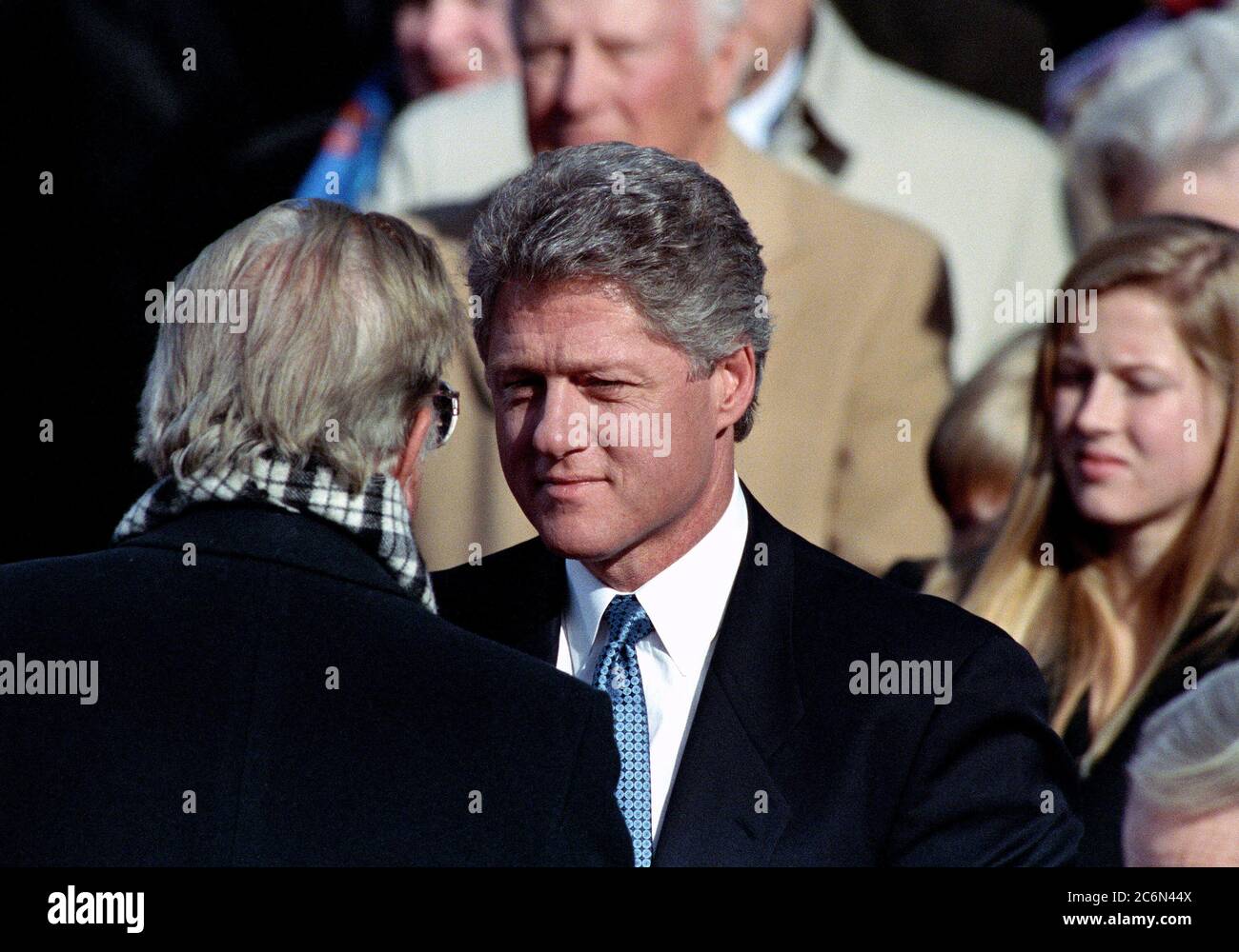1/20/1993 Photographie du révérend Billy Graham parle au Président William Jefferson Clinton au cours de la cérémonie d'investiture Présidentielle 1993 Banque D'Images
