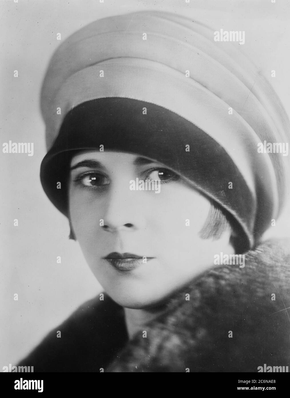 Ruth Tester, chanteuse et danseuse (1903-1993) qui a fait son entrée dans les comédies musicales de Broadway. 1927 Banque D'Images