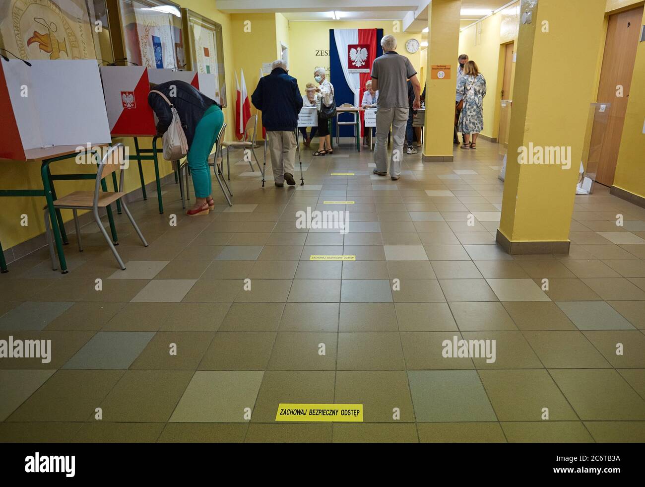 Varsovie, Mazovie, Pologne. 12 juillet 2020. Élection présidentielle en Poland.in la photo: Vote citoyen crédit: Hubert Mathis/ZUMA Wire/Alay Live News Banque D'Images