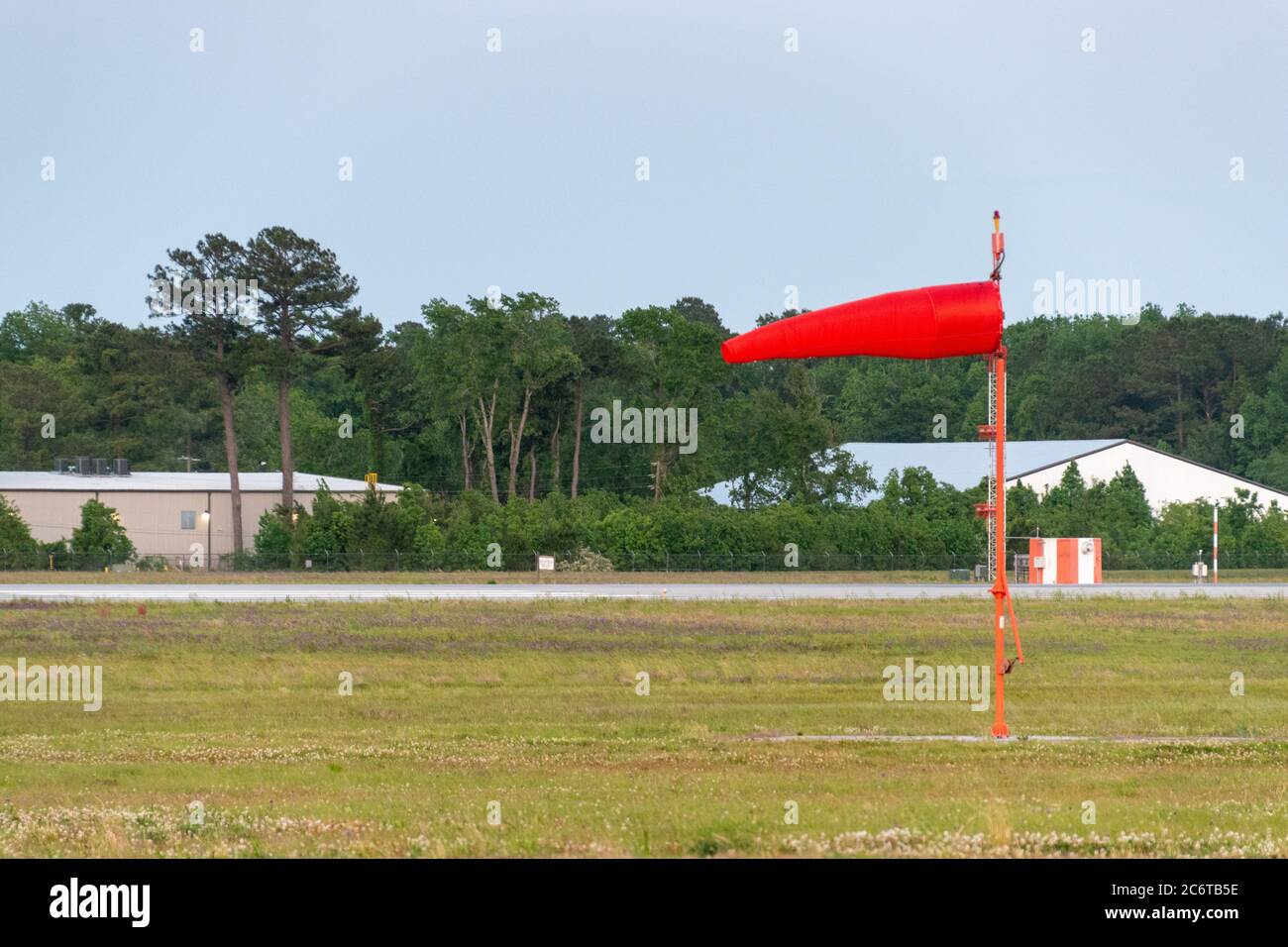 Un cône unique orange pour l'aviation Banque D'Images