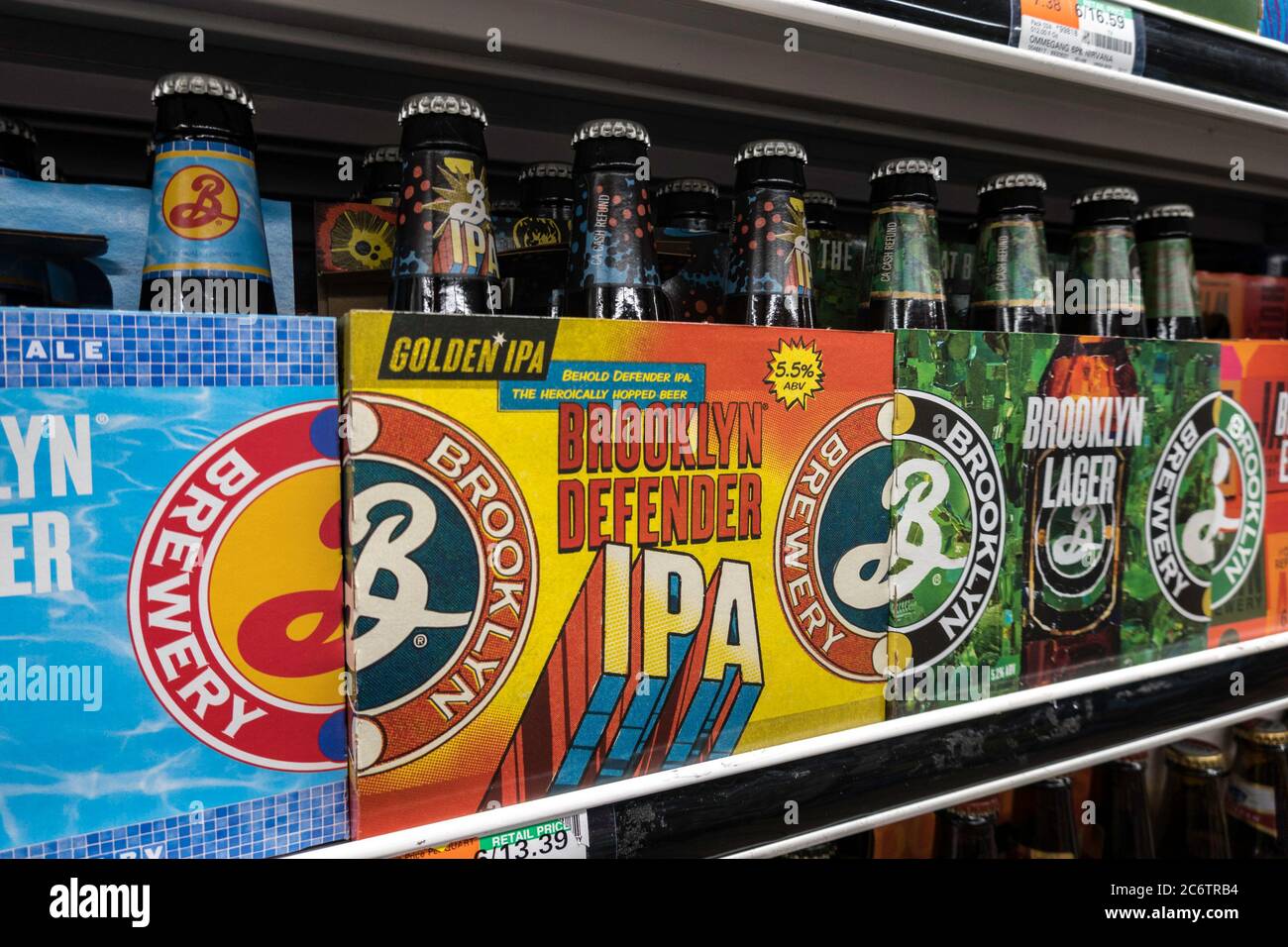 Bouteilles de bières IPA, d'Agostino Grocery Store à New York, États-Unis Banque D'Images