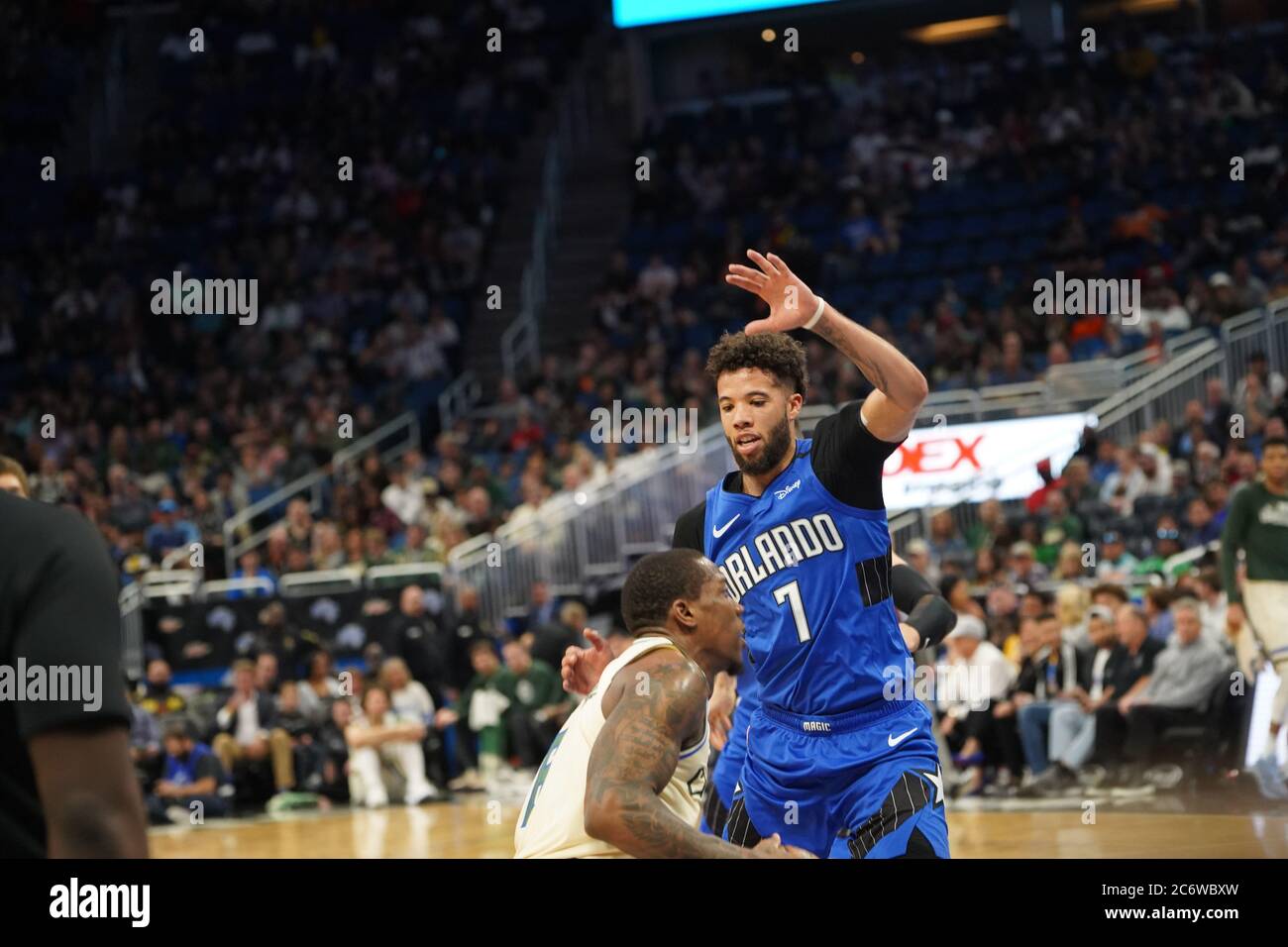 Orlando Magic accueille les Milwaukee Bucks à l'Amway à Orlando, en Floride, le samedi 8 février 2020. Crédit photo : Marty Jean-Louis Banque D'Images