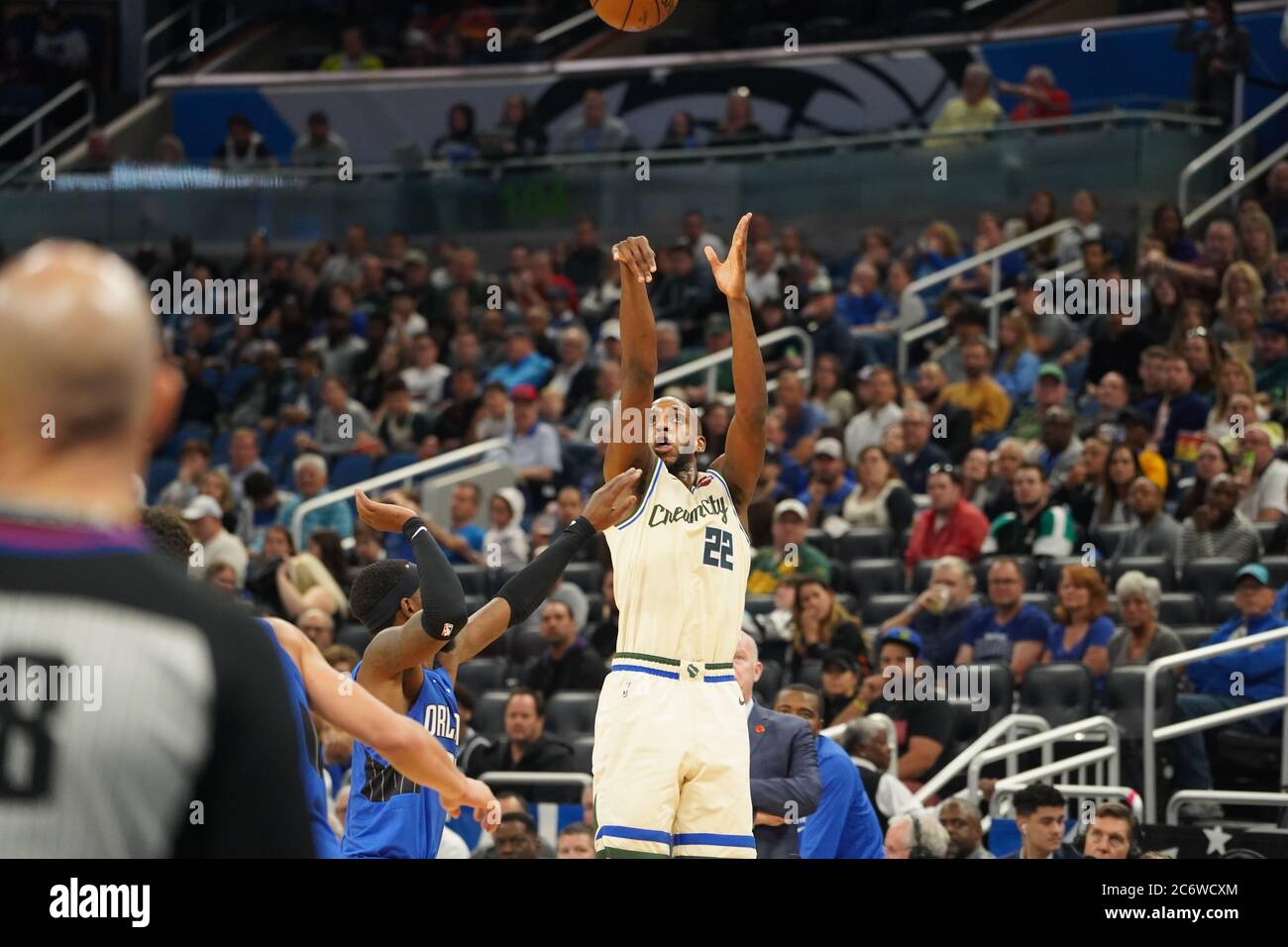 Orlando Magic accueille les Milwaukee Bucks à l'Amway à Orlando, en Floride, le samedi 8 février 2020. Crédit photo : Marty Jean-Louis Banque D'Images