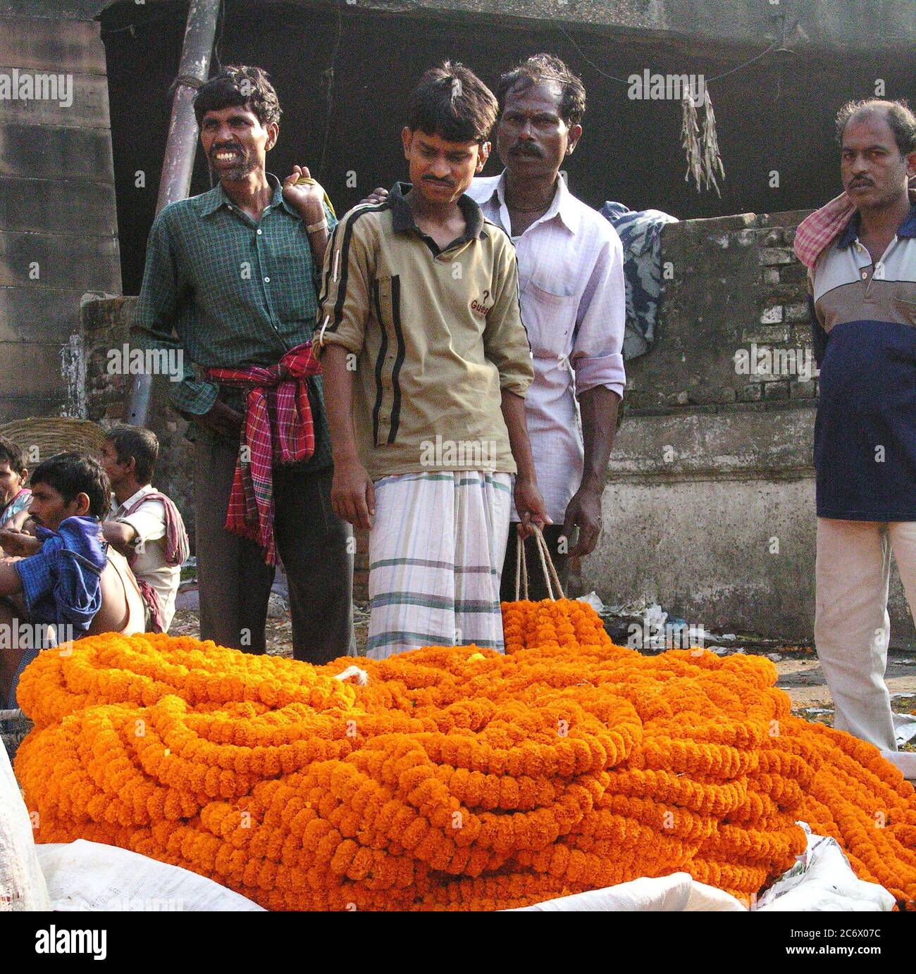 Une exposition de Marigold, au marché aux fleurs de Mullickghaat, l'un des plus anciens marchés aux fleurs de Kolkata, en Inde. 5 novembre 2007. Banque D'Images
