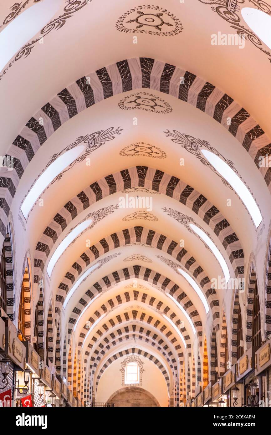 Le Grand Bazar d'Istanbul est le marché couvert oriental le plus célèbre au monde. Istanbul, Turquie, le 12 juillet 2020 Banque D'Images