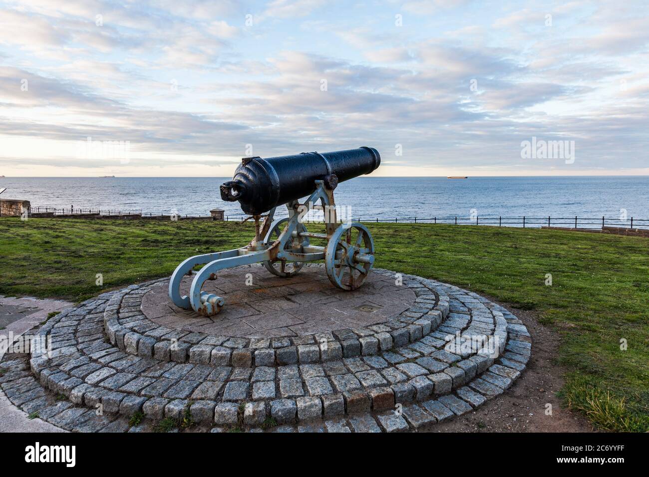 Le sebastopol Cannon sur le front de mer à Hartlepool, Angleterre, Royaume-Uni Banque D'Images