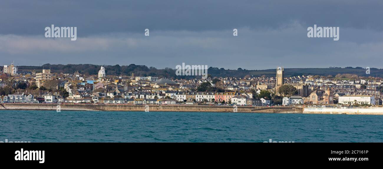 Penzance front de mer pris en mer, Mounts Bay, Cornwall, Angleterre, UK.seascape Banque D'Images