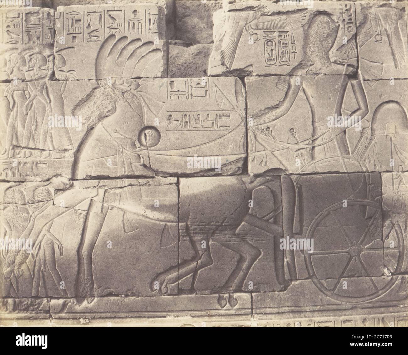 Karnak (TH&#xe8;bes), Entente du Palais - D&#xe9;taies de sculptures au point N, 1851-52, imprimé 1853-54. Banque D'Images