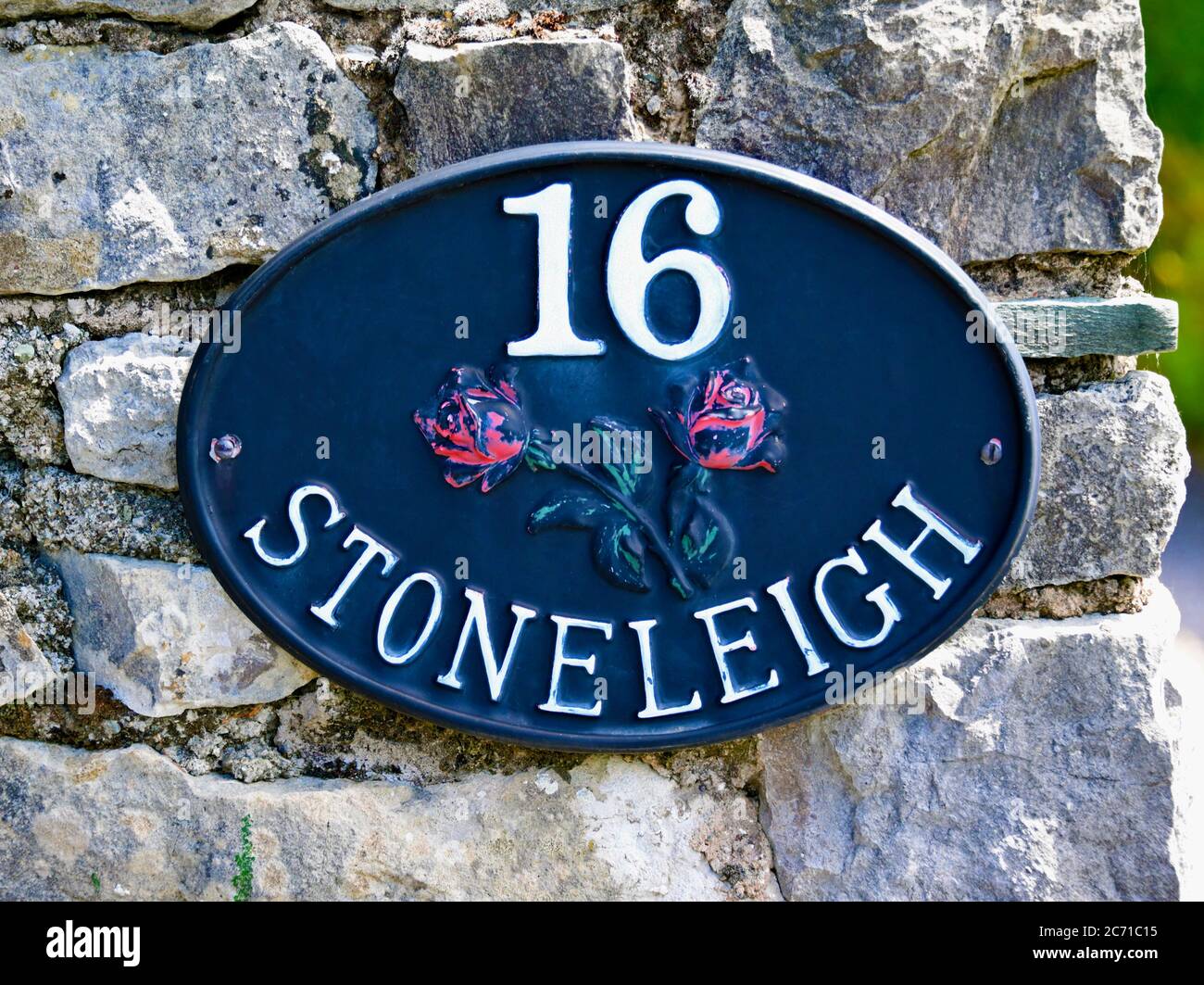 Plaque signalétique de la maison '16 Stoneleigh'. Undercliff Road, Fellside, Kendal, Cumbria, Angleterre, Royaume-Uni, Europe. Banque D'Images