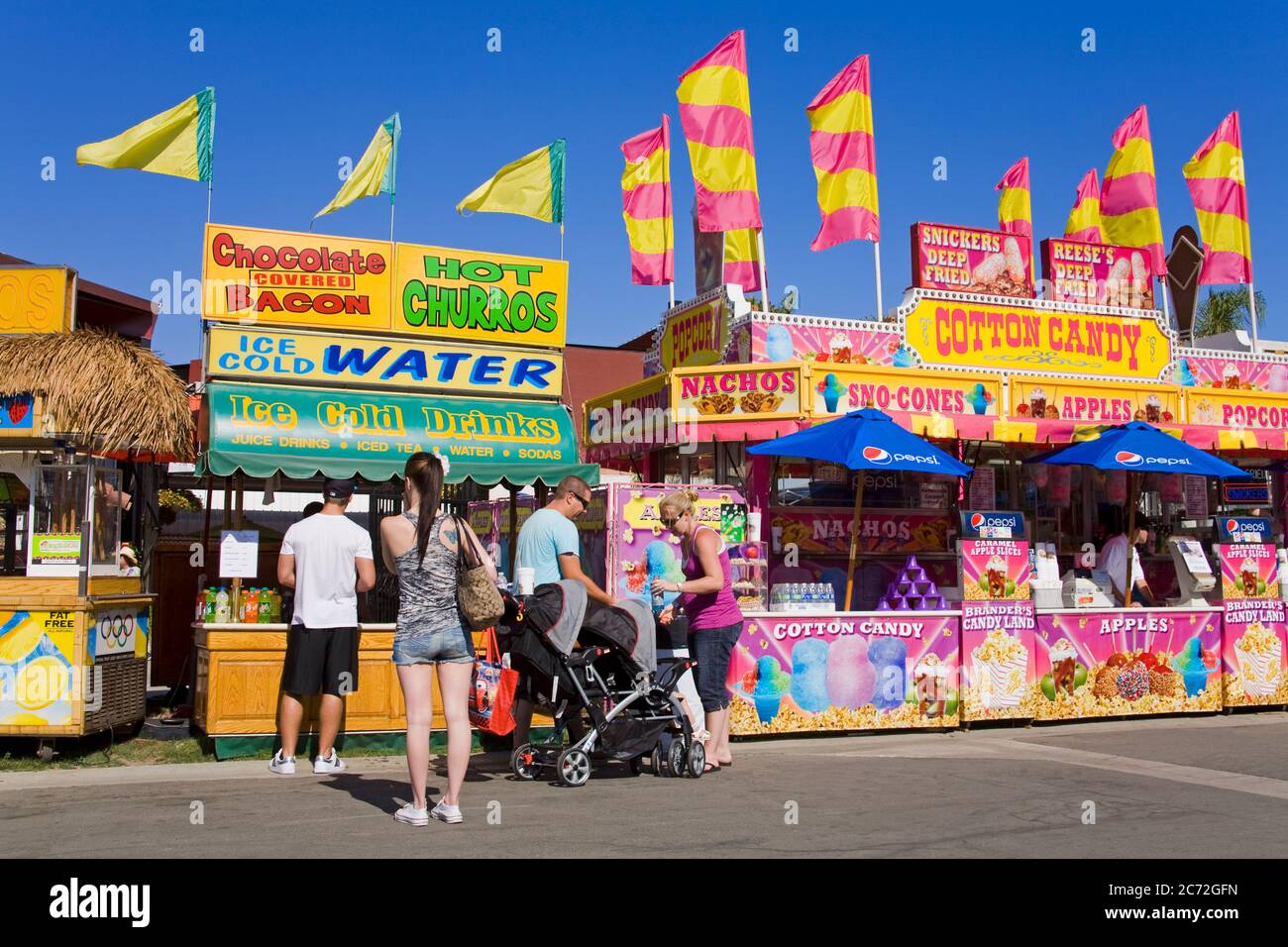 Vendeur de nourriture à la foire du comté d'Orange, Costa Mesa City, Orange County, Californie, États-Unis Banque D'Images
