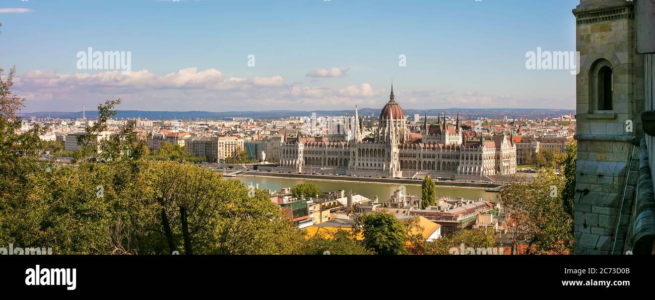 Parlement sur le Danube, Budapest, Hongrie vue du château de Buda, Budapest, Hongrie Banque D'Images