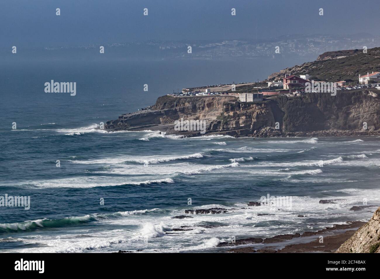 Belle plage de Sintra, puissance de la nature, Portugal Banque D'Images