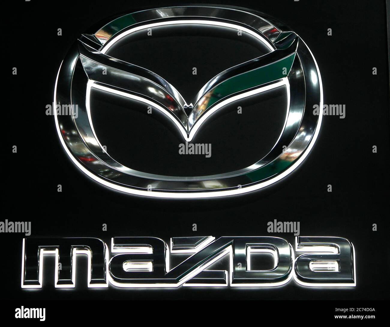 Bangkok, Thaïlande. 14 juillet 2020. Logo Mazda vu lors du 41e salon international de l'automobile de Bangkok 2020. Crédit : SOPA Images Limited/Alamy Live News Banque D'Images
