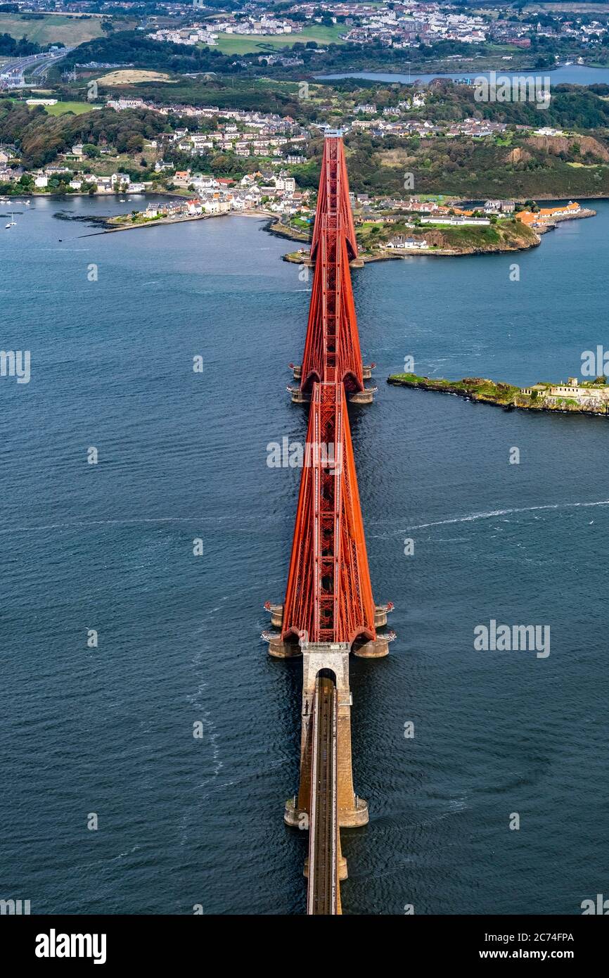 Vue aérienne de Forth Bridge Banque D'Images