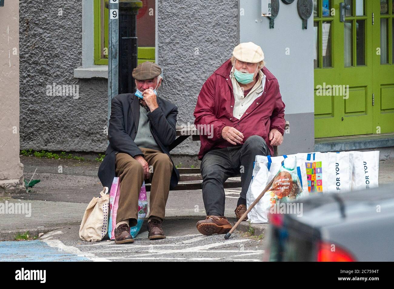 Bantry, West Cork, Irlande. 14 juillet 2020. Les gens portent des masques à Bantry pour se protéger contre Covid-19. Crédit : AG News/Alay Live News Banque D'Images