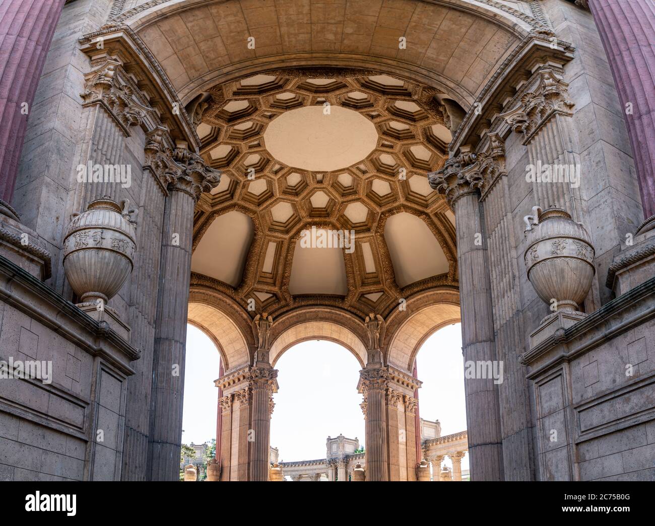 San Francisco, Californie, Etats-Unis - août 2019 : le Palais des Beaux-Arts est une structure monumentale construite pour l'exposition Panama-Pacifique de 1915 Banque D'Images