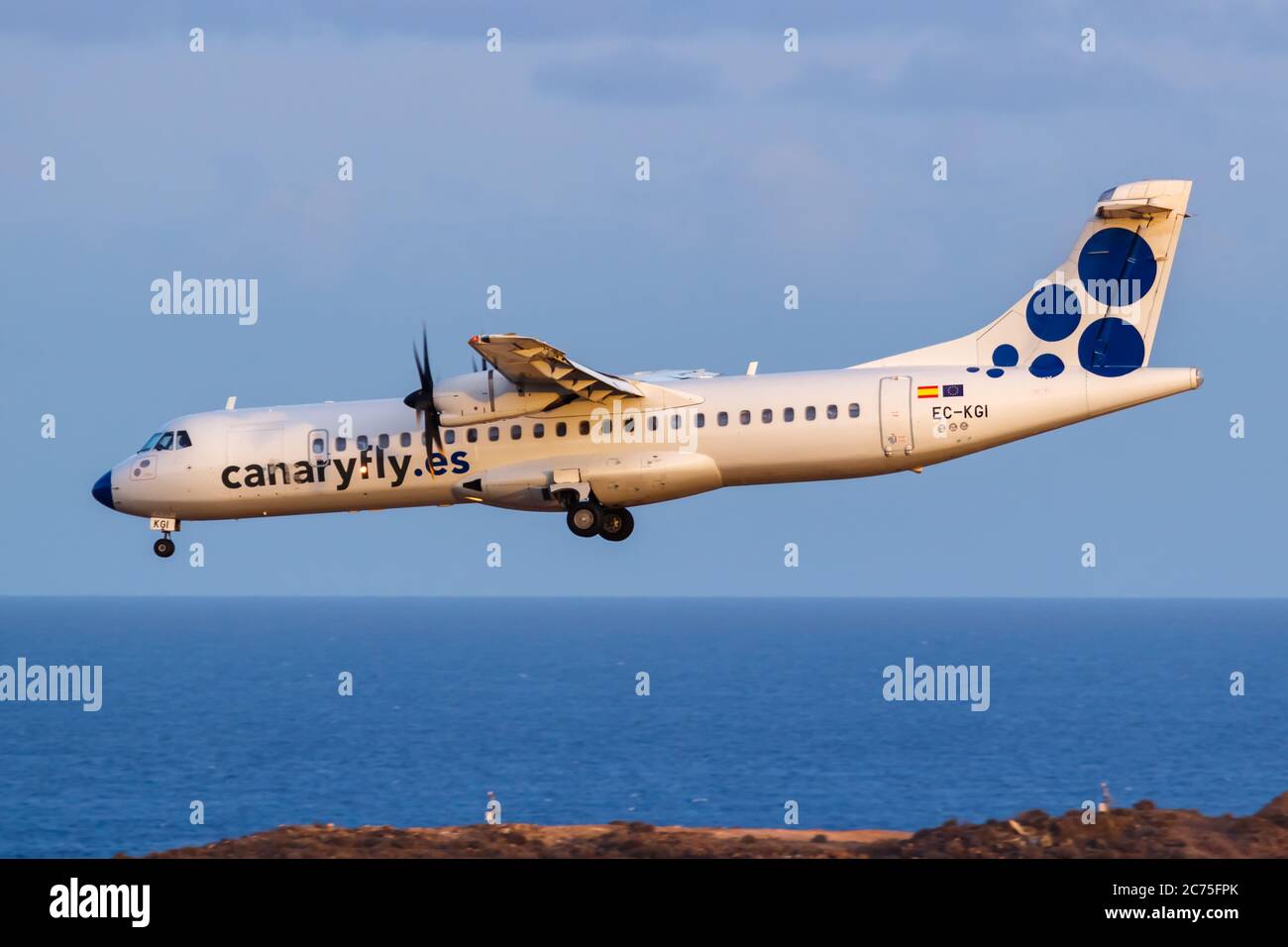 Gran Canaria, Espagne - 24 novembre 2019 : avion de Canaryfly ATR 72-500 à l'aéroport de Gran Canaria (LPA) en Espagne. Banque D'Images