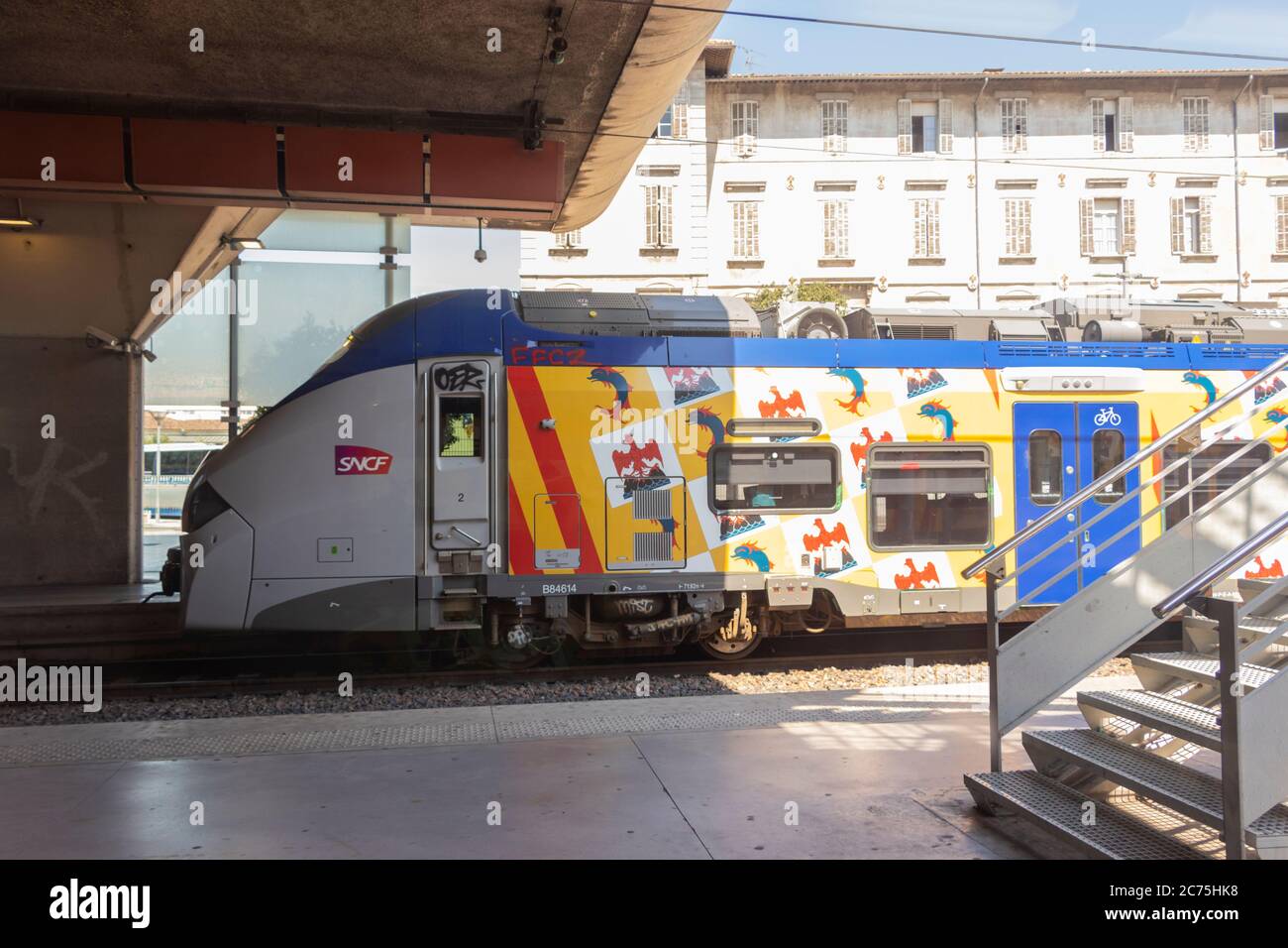 Vue latérale de la locomotive SNCF de Marseille France Banque D'Images