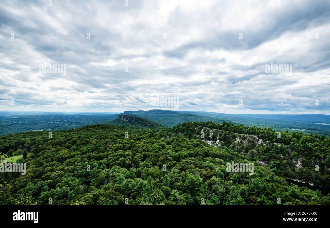 Mohonk Preserve Outlook, Catskill Mountains, État de New York Banque D'Images