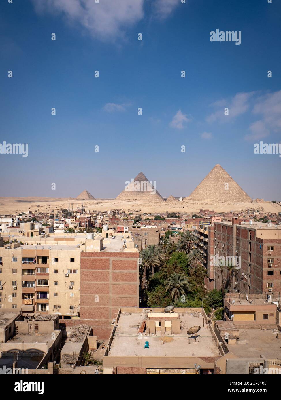 l'horizon de gizeh et les pyramides en arrière-plan Banque D'Images