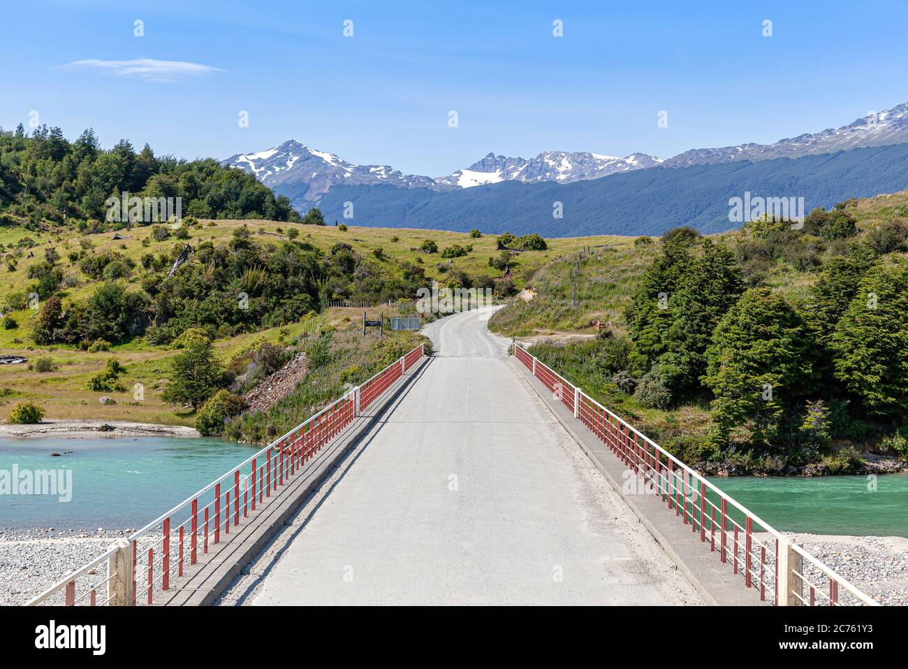 Pont sur le fleuve El Engaño, Carretera Austral - Chili Chico, Aysen, Chili Banque D'Images