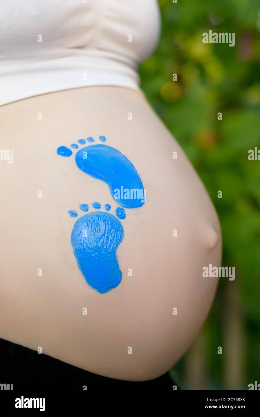 Baby Footprint Paint Banque D Image Et Photos Alamy