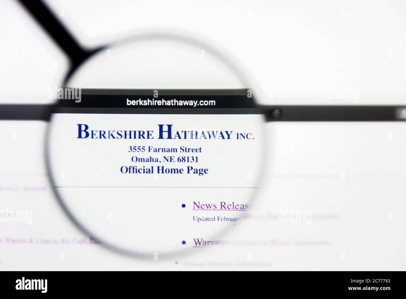 Los Angeles, Californie, Etats-Unis - 23 mars 2019 : éditorial illustratif de la page d'accueil du site web Berkshire Hathaway. Logo Berkshire Hathaway visible sur Banque D'Images