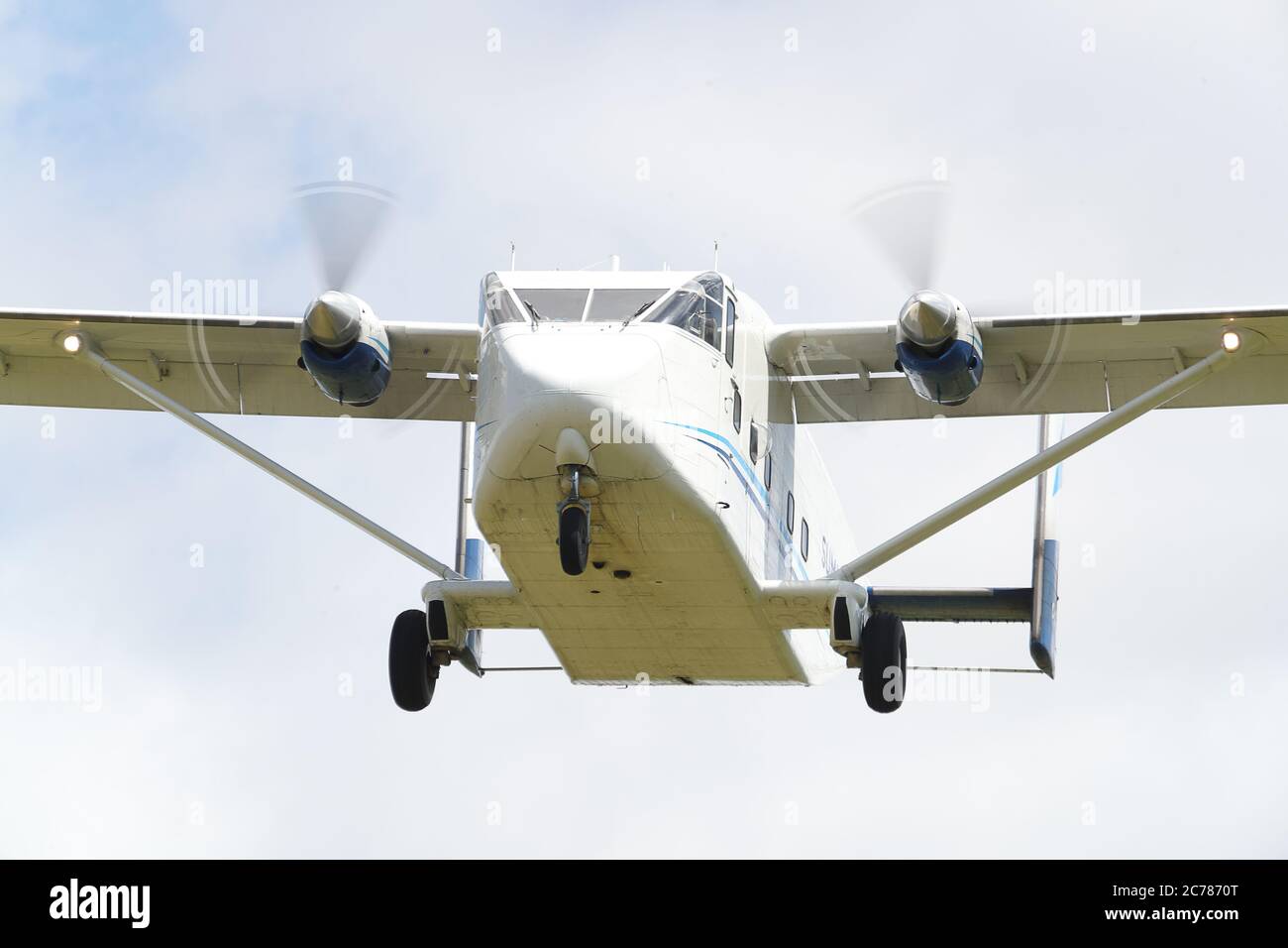 Summit Air Short SC 7 Skyvan C-GKOA débarque à RAF Brize Norton, Oxfordshire, Royaume-Uni Banque D'Images