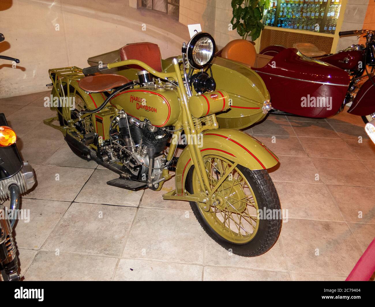 1928 HARLEY-DAVIDSON JD avec SIDECAR - le musée de l'automobile royale Banque D'Images